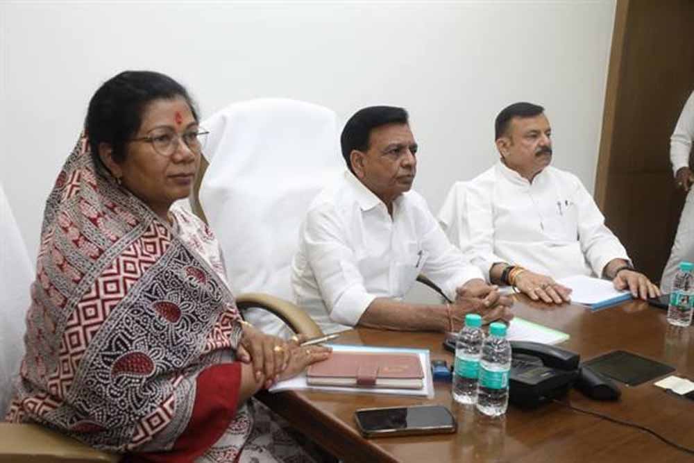 आबकारी राजस्व में 20 प्रतिशत तक होगी वृद्धि : उप मुख्यमंत्री देवड़ा आबकारी राजस्व में 20 प्रतिशत तक होगी वृद्धि : उप मुख्यमंत्री देवड़ा