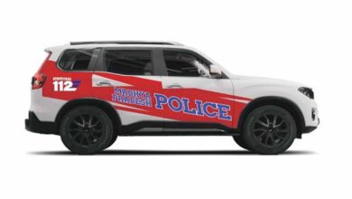 टीकमगढ़ के डायल-112 हीरोज : ट्रैक्टर-बोलेरो की टक्कर में घायल 20 व्यक्तियों को त्वरित सहायता से पहुँचाया अस्पताल टीकमगढ़ के डायल-112 हीरोज : ट्रैक्टर-बोलेरो की टक्कर में घायल 20 व्यक्तियों को त्वरित सहायता से पहुँचाया अस्पताल