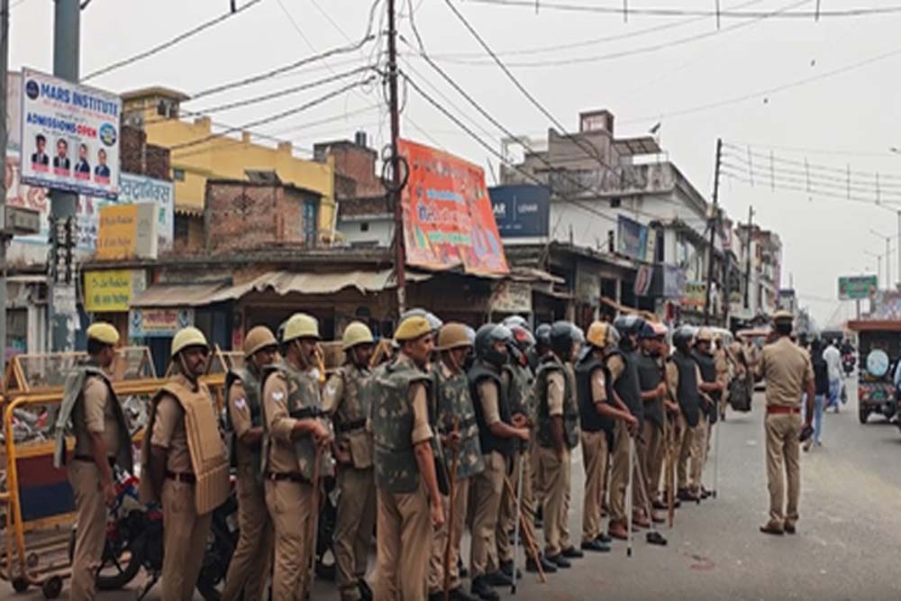 ईद-उल-फितर 2026: देशभर में हाई अलर्ट, चप्पे-चप्पे पर कड़ी सुरक्षा व्यवस्था