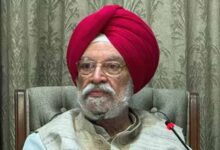 जेफरी एपस्टीन कनेक्शन पर विवाद: हरदीप पुरी की बेटी ने हाईकोर्ट में ठोका 10 करोड़ का मानहानि केस