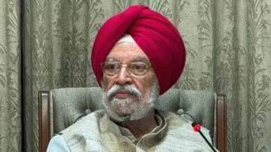 जेफरी एपस्टीन कनेक्शन पर विवाद: हरदीप पुरी की बेटी ने हाईकोर्ट में ठोका 10 करोड़ का मानहानि केस