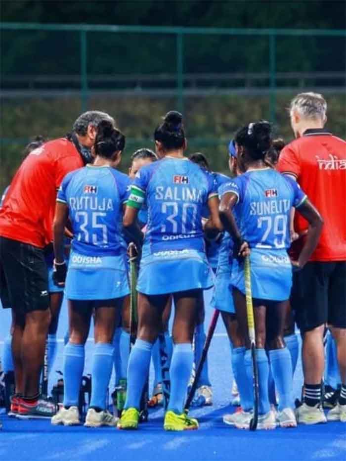 हैदराबाद पहुंची इंग्लैंड महिला हॉकी टीम, एफआईएच वर्ल्ड कप 2026 क्वालीफायर की तैयारी तेज