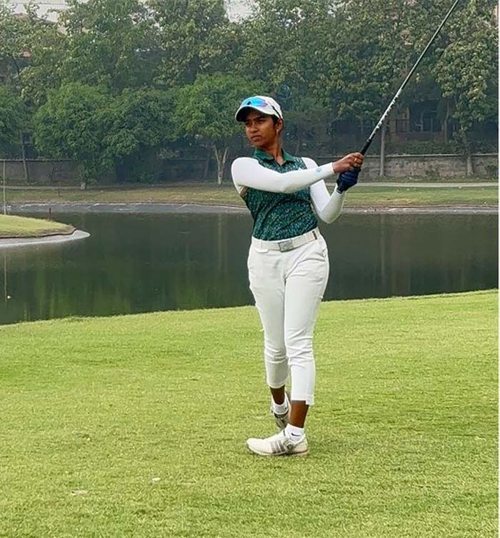 छठे चरण में जैस्मीन का जलवा, आखिरी बोगी के बावजूद 3 शॉट की मजबूत बढ़त