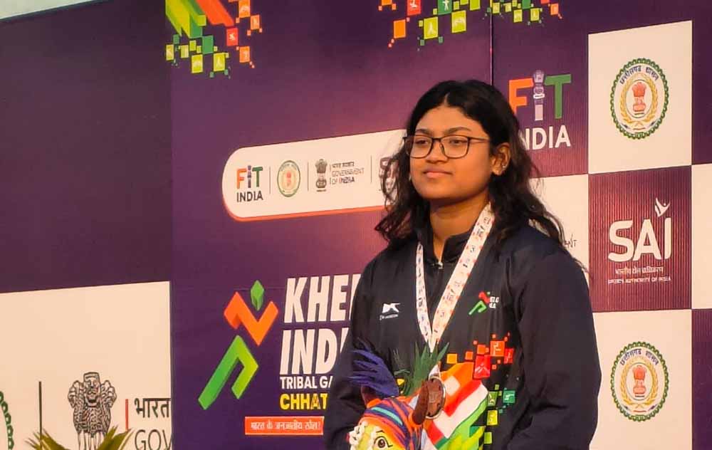 कर्नाटक के तैराक मणिकांता ने स्वर्ण पदकों की हैट्रिक पूरी की, छत्तीसगढ़ की अनुष्का भगत ने जीता दूसरा पदक