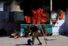 खामेनेई की मौत की खबर पर भड़के पाकिस्तानी, दूतावास के बाहर हंगामा; अमेरिकी सैनिकों की फायरिंग में 8 ढेर