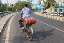 PM मोदी के भाषण के बाद लॉकडाउन की अटकलें तेज, जानिए सरकार का क्या है असली प्लान PM मोदी के भाषण के बाद लॉकडाउन की अटकलें तेज, जानिए सरकार का क्या है असली प्लान