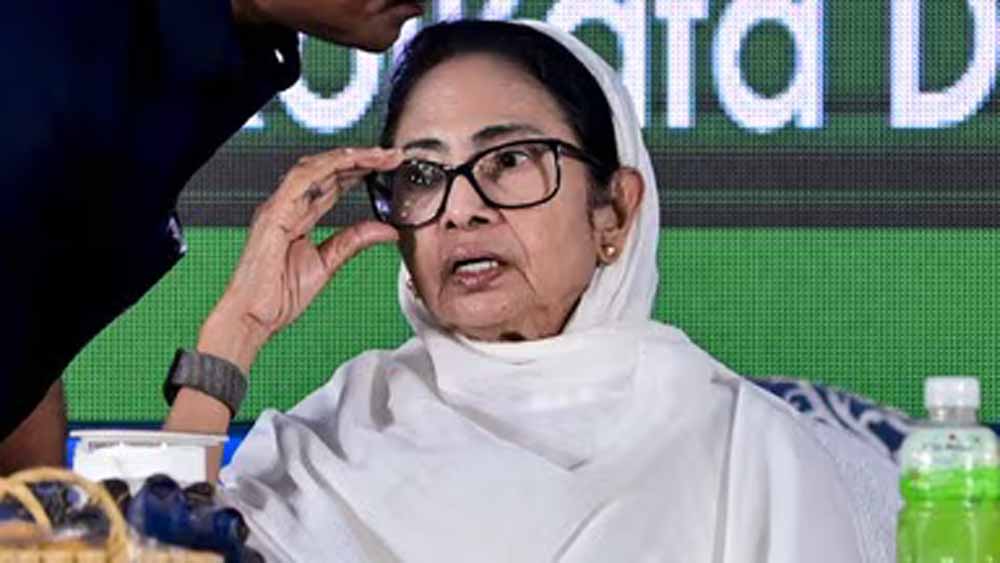 तीन स्कीम और तीन फैक्टर का सहारा: बंगाल में ममता बनर्जी की पकड़ क्यों मजबूत, भाजपा की स्थिति क्या?