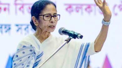 बंगाल SIR पर ममता बनर्जी का बड़ा आरोप: जिंदा वोटर्स को बताया गया मृत