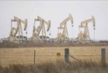 ईरान युद्ध का असर: सप्लाई संकट की आशंका के बीच उछाल के बाद कच्चे तेल की कीमतें स्थिर