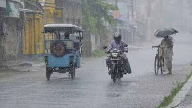 यूपी में बदलेगा मौसम का मिजाज: कई जिलों में बारिश और ओलावृष्टि का अलर्ट, जानें ताजा अपडेट यूपी में बदलेगा मौसम का मिजाज: कई जिलों में बारिश और ओलावृष्टि का अलर्ट, जानें ताजा अपडेट