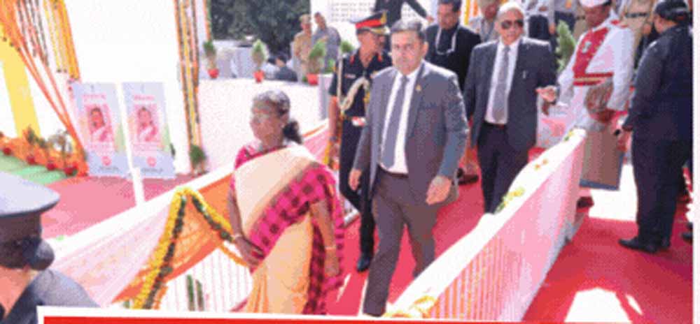 राष्ट्रपति द्रौपदी मुर्मु के आगमन से पहले सजा वृंदावन, गोवर्धन में हाई अलर्ट, तैयारियों में जुटे अफसर