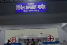 सतना में खूनी रंजिश: पैरोल पर फरार अपराधी ने पिता-पुत्र पर बरसाईं गोलियां, पिता की मौत