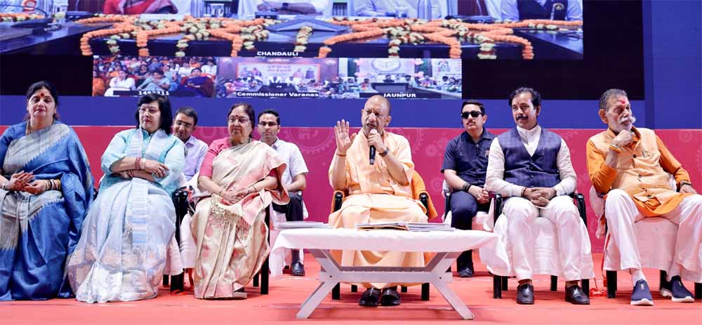 अंतर्राष्ट्रीय महिला दिवस पर अग्रणी महिलाएं नारी शक्ति अवार्ड से सम्मानित