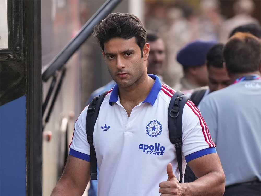 फ्लाइट नहीं मिली तो ट्रेन से घर लौटे शिवम दुबे, थर्ड एसी में छिपकर किया सफर; सुनाया मजेदार किस्सा