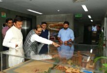 उप मुख्यमंत्री शुक्ल ने इंडियन हैबिटैट सेंटर का किया अवलोकन