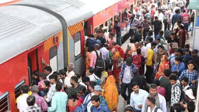 3 मिनट में 300 वेटिंग, 10 मिनट में फुल! इन ट्रेनों में टिकट के लिए मची जबरदस्त होड़