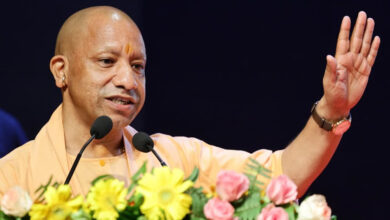 यूपी में पेट्रोल-डीजल को लेकर अफवाहें बेबुनियाद, सरकार बोली- सप्लाई पूरी, घबराने की जरूरत नहींयूपी में पेट्रोल-डीजल को लेकर अफवाहें बेबुनियाद, सरकार बोली- सप्लाई पूरी, घबराने की जरूरत नहीं