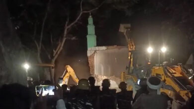 बुलडोजर कार्रवाई, लखनऊ के बीकेटी में सरकारी जमीन पर बनी मस्जिद को प्रशासन ने ढहाया