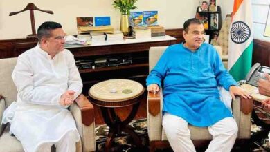 विधायक रिकेश ने केंद्रीय मंत्री नितिन गडकरी से मुलाकात के दौरान, रायपुर-नागपुर हाईवे पर दो नए फ्लाईओवर और कुम्हारी टोल प्लाजा हटाने की रखी मांग