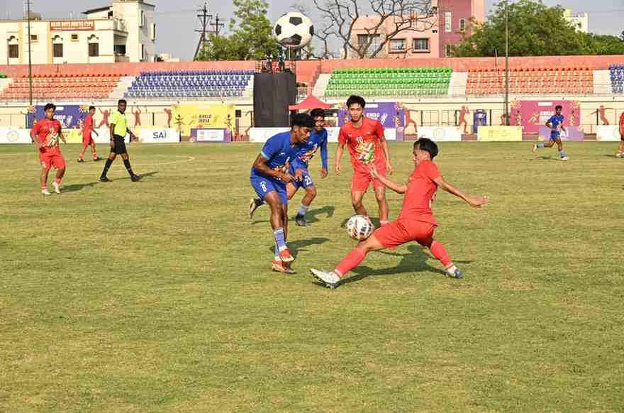 छत्तीसगढ़ और पश्चिम बंगाल ने फाइनल में बनाई जगह,केंद्रीय खेल राज्य मंत्री ने खिलाड़ियों का किया उत्साहवर्धन