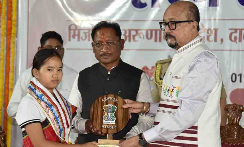 एक दूसरे राज्य के गौरवशाली इतिहास का स्मरण करने का है यह महत्वपूर्ण अवसर – राज्यपाल डेका