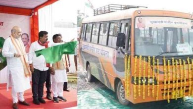 ककनार घाटी के नीचे थमा लाल आतंक का शोर,अब गूंजता है बस का हॉर्न ककनार घाटी के नीचे थमा लाल आतंक का शोर,अब गूंजता है बस का हॉर्न