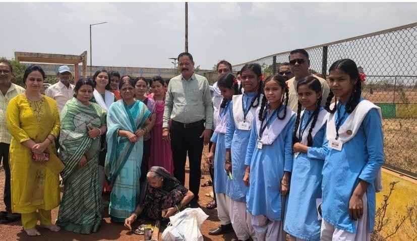 सुरडुंग हाई स्कूल में बाउंड्रीवाल निर्माण का कार्य हुआ प्रारंभ
