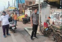 जामुल में विशेष सफाई अभियान का नपा अध्यक्ष ईश्वर सिंह ठाकुर ने छापामार शैली में किया निरीक्षण