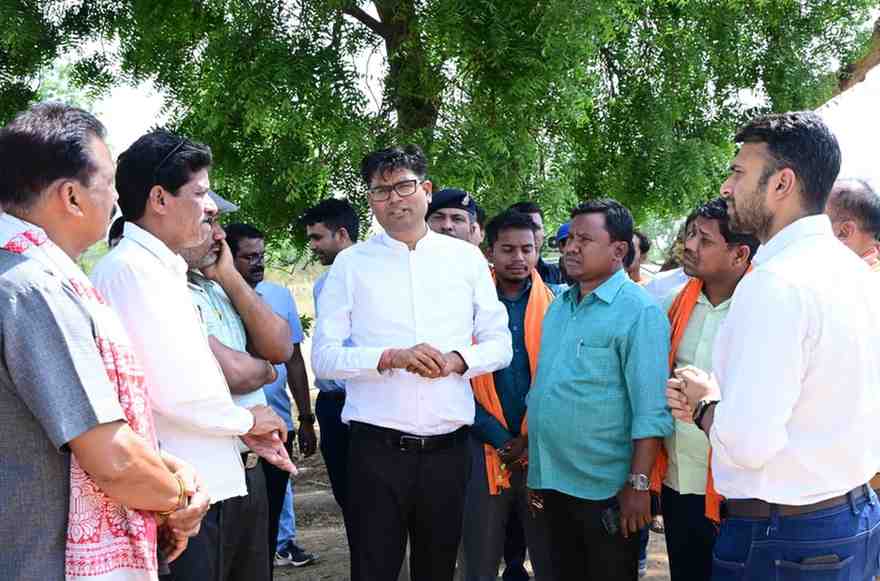 करोड़ों की लागत से बदल रहा पुसौर का स्वरूप-वित्त मंत्री चौधरी करोड़ों की लागत से बदल रहा पुसौर का स्वरूप-वित्त मंत्री चौधरी