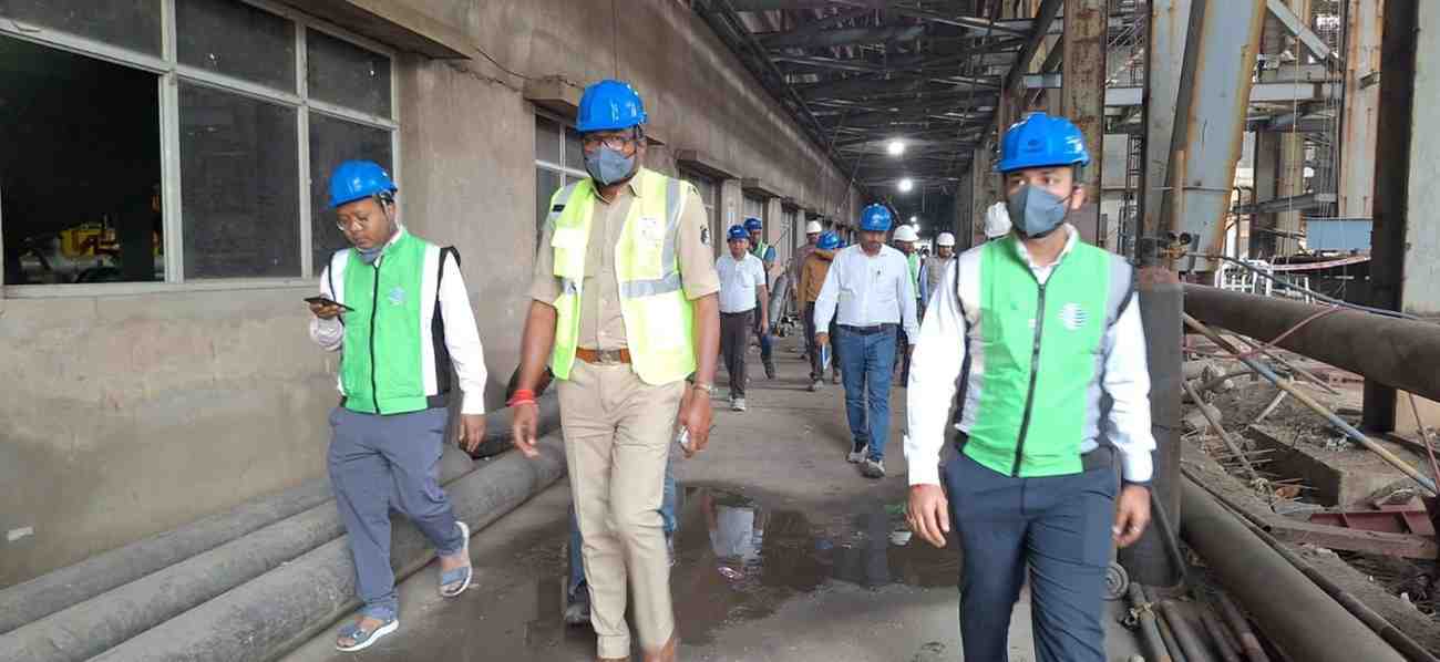 मुख्यमंत्री विष्णु देव साय घटना एवं घायलों के उपचार को लेकर निरंतर जिला प्रशासन के संपर्क में