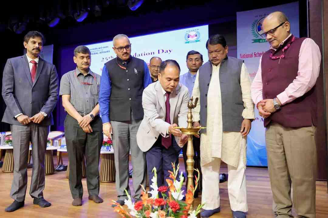 व्यक्तियों को रोजगार चाहने वाला बनने के बजाय रोजगार देने वाला बनाएं- केन्द्रीय मंत्री ओंराव व्यक्तियों को रोजगार चाहने वाला बनने के बजाय रोजगार देने वाला बनाएं- केन्द्रीय मंत्री ओंराव