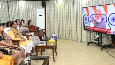 मुख्यमंत्री विष्णुदेव साय ने आज राजधानी रायपुर स्थित मुख्यमंत्री निवास में प्रधानमंत्री नरेंद्र मोदी का राष्ट्र के नाम प्रसारित संबोधन सुना