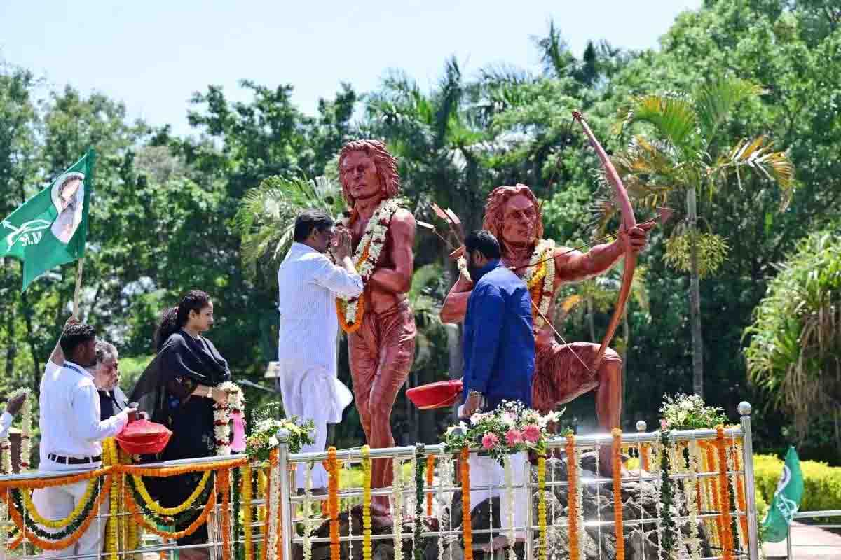 हेमंत सोरेन ने सिदो-कान्हू जयंती पर दी श्रद्धांजलि, कहा- झारखंड वीरों की भूमि