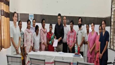 उप मुख्यमंत्री शुक्ल ने की रतलाम एसएनसीयू टीम के समर्पित प्रयास की सराहना उप मुख्यमंत्री शुक्ल ने की रतलाम एसएनसीयू टीम के समर्पित प्रयास की सराहना