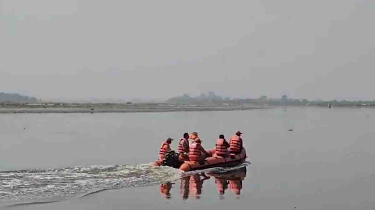 मथुरा के वृंदावन में यमुना नाव हादसा: 13 की मौत, 3 लापता, रेस्क्यू जारी