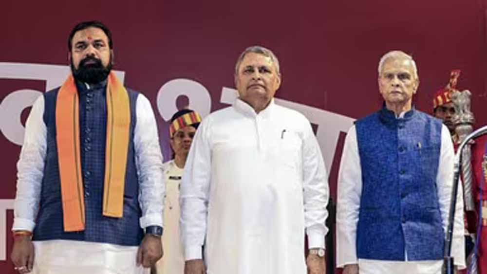 बिहार में विभागों का बंटवार,सीएम सम्राट चौधरी ने 29 मंत्रालय अपने पास रखे बिहार में विभागों का बंटवार,सीएम सम्राट चौधरी ने 29 मंत्रालय अपने पास रखे