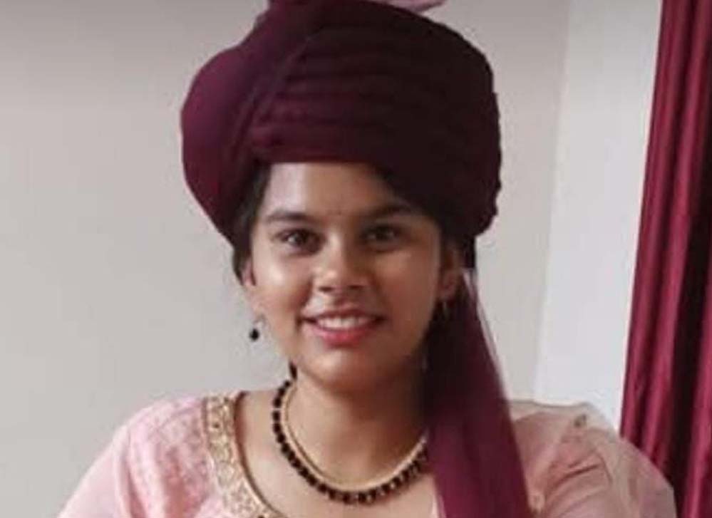 अबेर की बेटी कृति सिंह ने 92.6% अंक प्राप्त कर गार्डियन गाइड पब्लिक हायर सेकंडरी स्कूल सतना का नाम किया रोशन अबेर की बेटी कृति सिंह ने 92.6% अंक प्राप्त कर गार्डियन गाइड पब्लिक हायर सेकंडरी स्कूल सतना का नाम किया रोशन