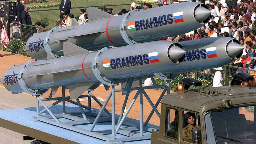 मोतिहारी में DRDO की मेगा प्रदर्शनी: ब्रह्मोस से अर्जुन टैंक तक दिखेगी भारत की ताकत मोतिहारी में DRDO की मेगा प्रदर्शनी: ब्रह्मोस से अर्जुन टैंक तक दिखेगी भारत की ताकत