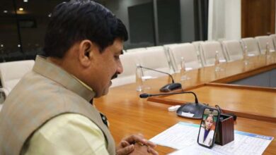 मुख्यमंत्री डॉ. यादव ने कु. प्रतिभा सिहं को वीडियो कॉल पर दी बधाई