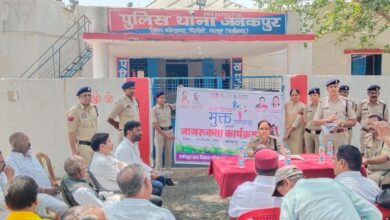 बाल विवाह के खिलाफ जनकपुर में हुंकार: एसपी रत्ना सिंह की सख्त चेतावनी, समाज ने लिया बदलाव का संकल्प बाल विवाह के खिलाफ जनकपुर में हुंकार: एसपी रत्ना सिंह की सख्त चेतावनी, समाज ने लिया बदलाव का संकल्प
