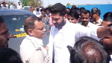 छतरपुर में यूथ कांग्रेस प्रदेश उपाध्यक्ष सहित 50 युवकों के खिलाफ FIR, केन-बेतवा आंदोलनकारियों से जबरन मिलने पर मामला दर्ज छतरपुर में यूथ कांग्रेस प्रदेश उपाध्यक्ष सहित 50 युवकों के खिलाफ FIR, केन-बेतवा आंदोलनकारियों से जबरन मिलने पर मामला दर्ज