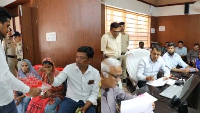 नर्मदापुरम में जनसुनवाई में कलेक्टर का अच्छा कदम, भीषण गर्मी में फरियादियों के लिए ठंडा पानी और शरबत की व्यवस्था