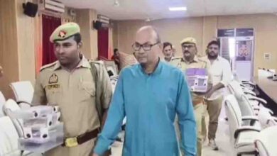 बस्ती में फर्जी नोट गिरोह का भंडाफोड़, 5 आरोपी गिरफ्तार, 4.2 लाख नकली करेंसी बरामद