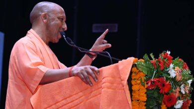 महिला विरोधी हैं कांग्रेस व सपा के कारनामे : मुख्यमंत्री