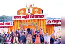 वैदिक मंत्रोच्चार के साथ खुले बद्रीनाथ के द्वार, जयकारों से गूंज उठा पूरा धाम