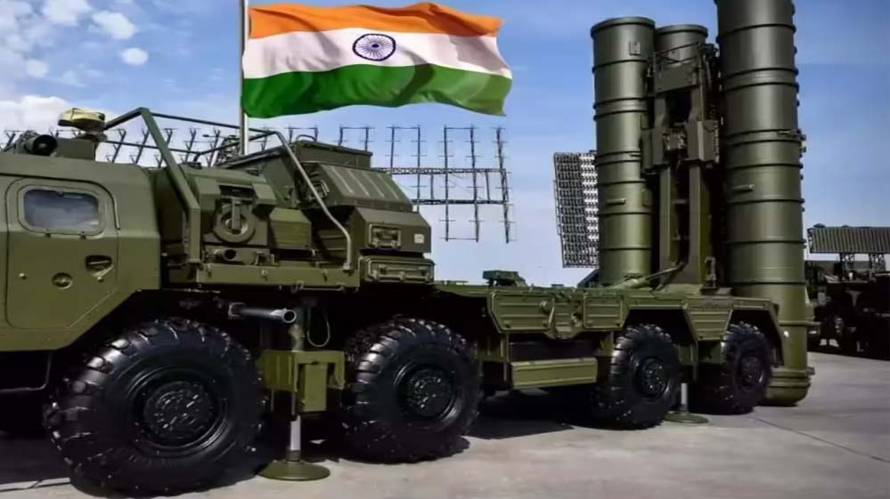 रूस ने निभाई दोस्ती, भारत को चौथा S-400 सिस्टम भेजा; सरकार ने 5 और की मंजूरी रूस ने निभाई दोस्ती, भारत को चौथा S-400 सिस्टम भेजा; सरकार ने 5 और की मंजूरी