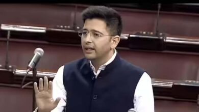 राघव चड्डा पर एक्शन, AAP ने राज्यसभा में उपनेता के पद से हटाया