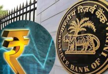 Rupee vs Dollar: RBI के फैसले से रुपये की किस्‍मत बदली, 12 साल में सबसे बड़ी तेजी
