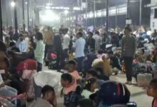 सूरत में गैस संकट से हाहाकार, सिलेंडर की कमी से हजारों श्रमिकों का पलायन