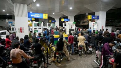 पाकिस्तान में बढ़ी तेल की कीमतें, पेट्रोल 458 रुपए लीटर और डीजल 520 पार, आम जनता की कमर टूटी